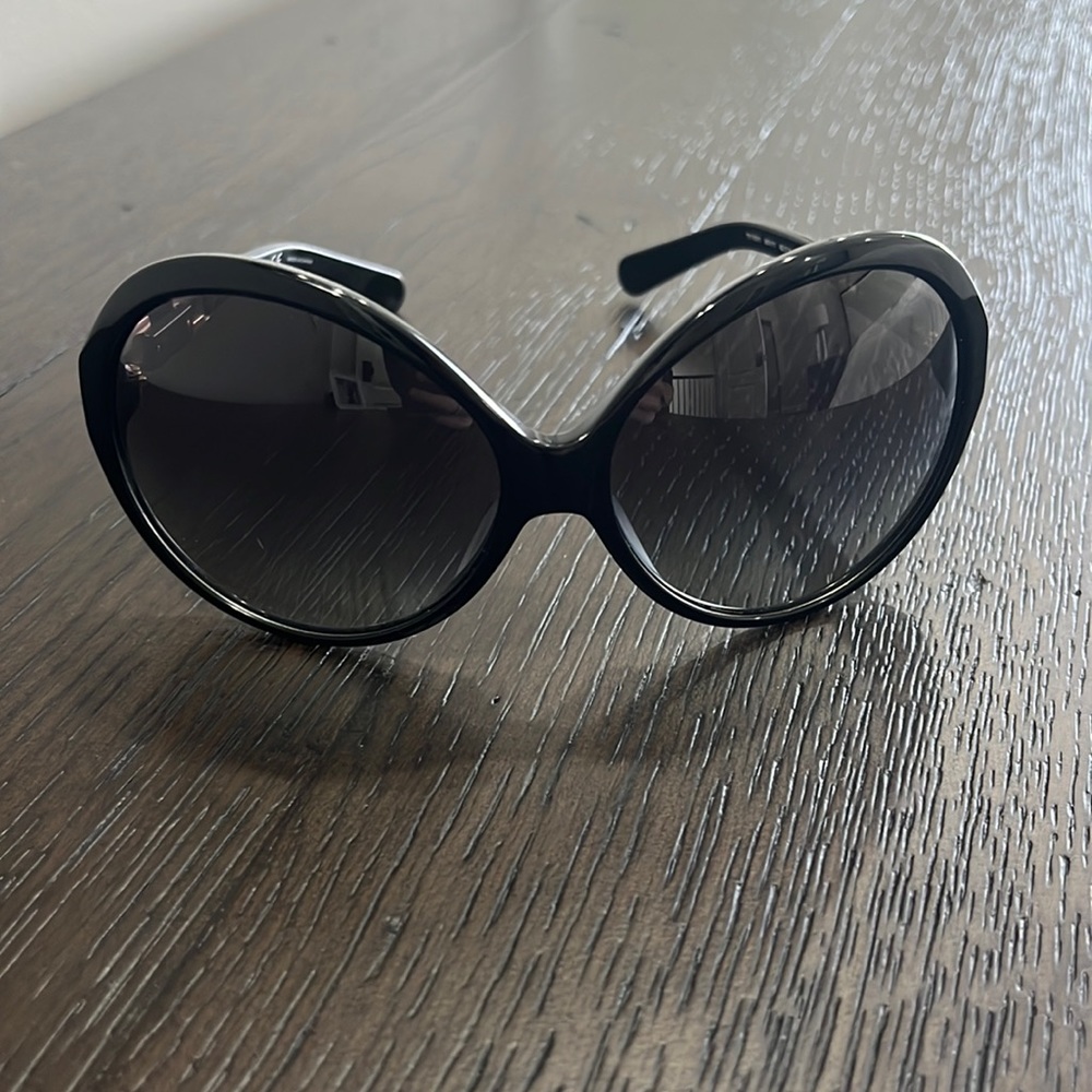 Tory Burch black sunglasses